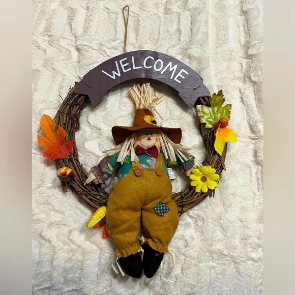 SCARECROW WELCOME SIGN Fall Decor, Door Hanger, Thanksgiving Decor - Picture 1 of 5